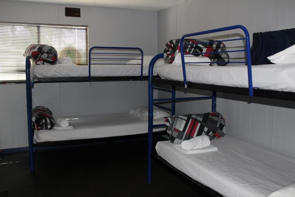 Batemans Bay Holiday Park & Hostel 外观 照片