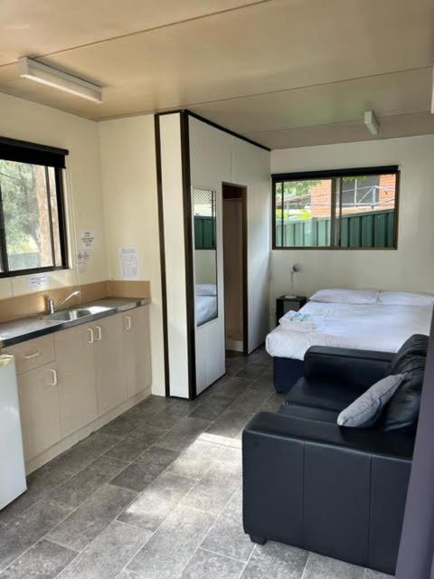 Batemans Bay Holiday Park & Hostel 外观 照片