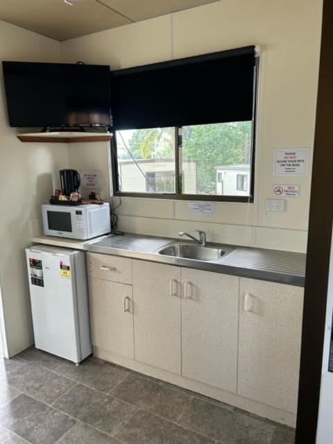 Batemans Bay Holiday Park & Hostel 外观 照片