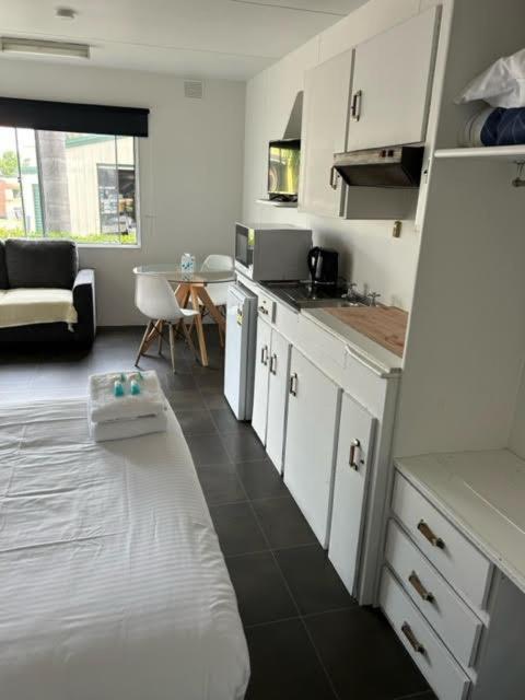 Batemans Bay Holiday Park & Hostel 外观 照片